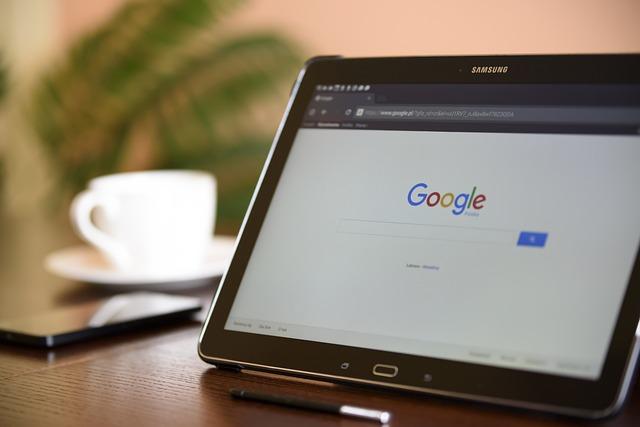 Google CEO Sundar Pichai Issues Warning to Employees Ahead of Changes